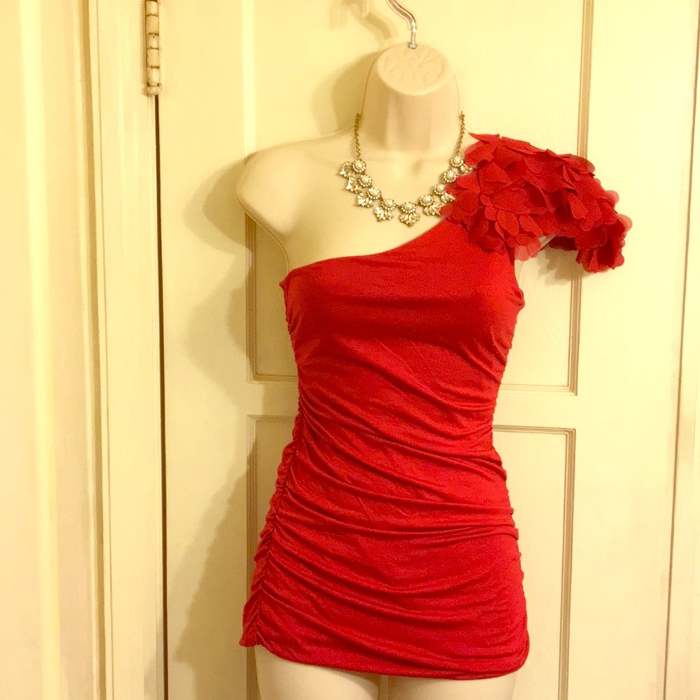 Valentine one shoulder red top